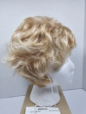 Amore Cap Wig Alyssa 2536 Vanilla Lush Blonde/Str Blonde Short Layers