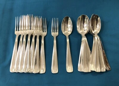 12 couverts à entremet ART DECO métal argenté Orfèvre PRUD'HOMME ménagère 18 cm - Photo 1/4