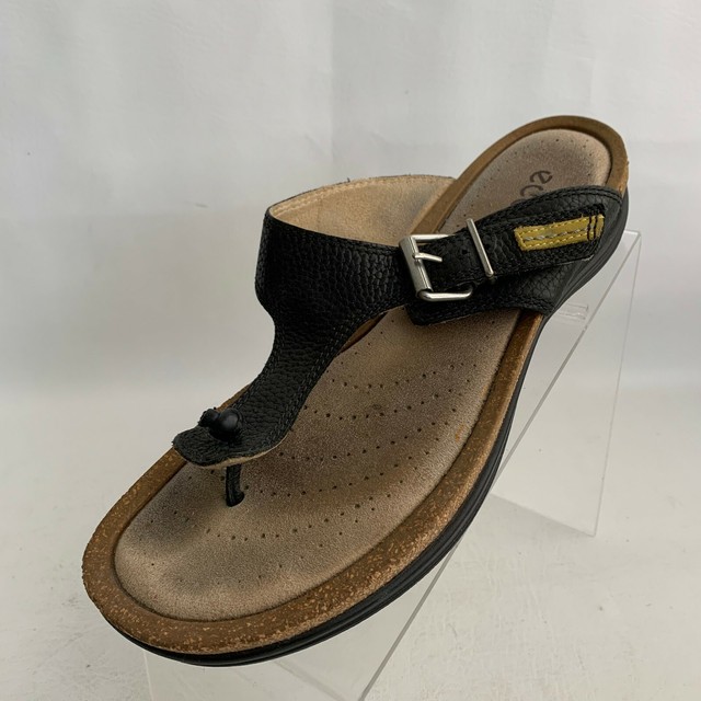 ecco flip flops womens