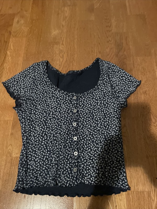 Girl’s John Galt California sleeve top One Size (fits 12-14) Navy floral