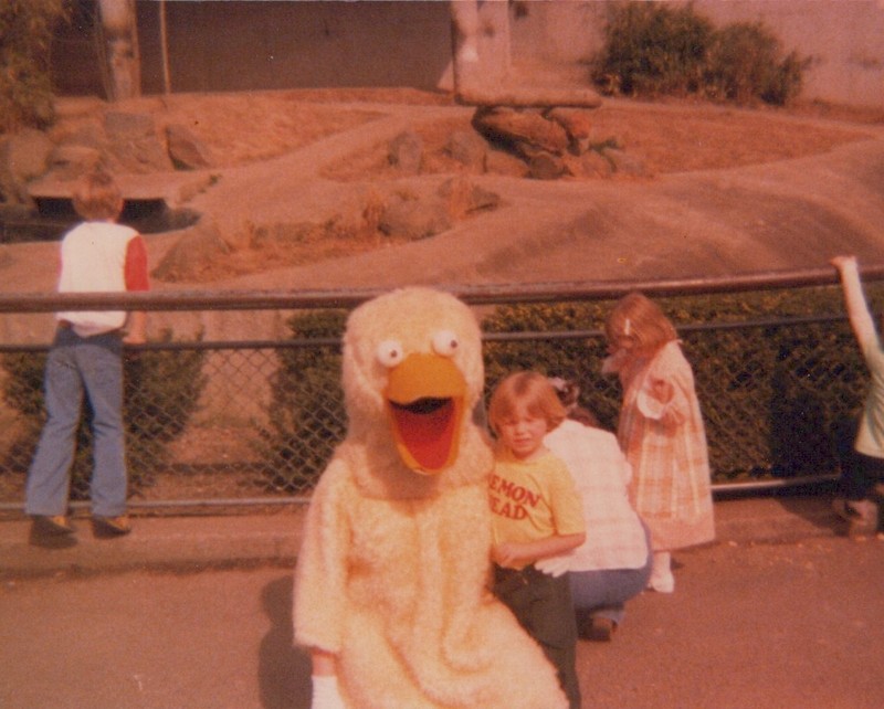 FUNNY DUCK DRESS UP COSTUME AT PARK-  VINTAGE AMATEUR FOUND 3x4 PHOTO 1980's