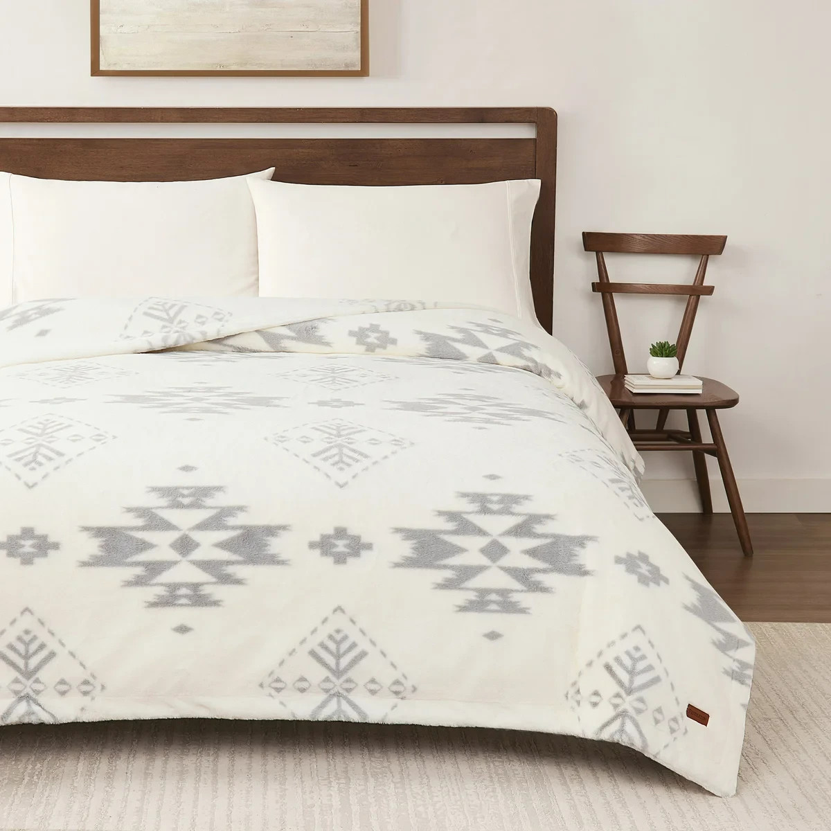 Pendleton Faux Fur Luxe Blanket - TWIN 66 in x 92 in (Select
