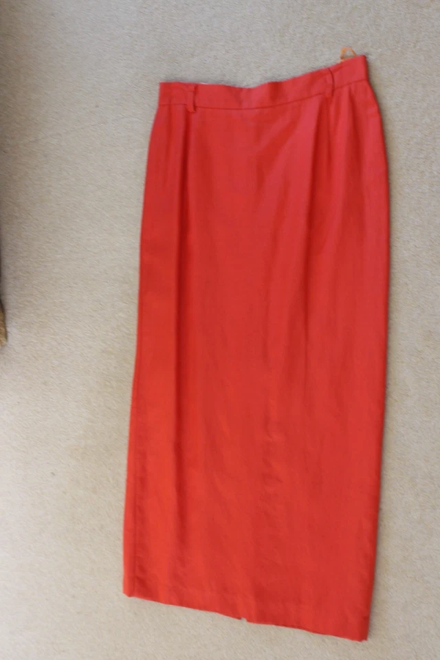 Mondi Orange 55% Silk & Linen short slee Jacket skirt Suit worn once size 10-12 - Image 3 of 4