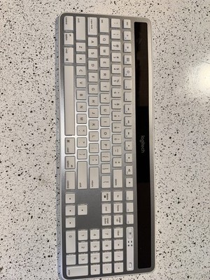 Logitech K750 (920-003472) Wireless Keyboard