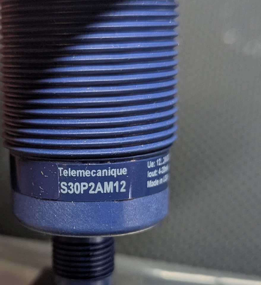 Schneider Telemechanique XXS30P2AM12 Ultrasonic Analog Distance Sensor S30P2AM12 - Image 3 of 3