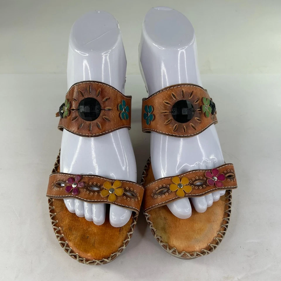 Spring Step VIA CA Brown Leather Floral Slide US 9.5 Kitten Heels Sandals Shoes  - Image 4 of 4