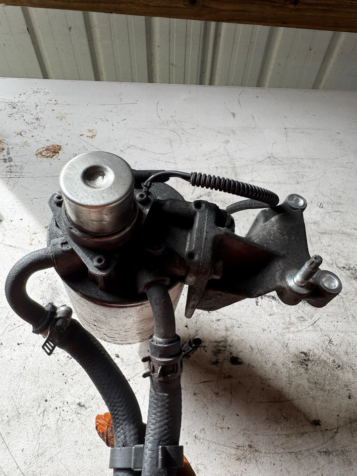 燃油过滤器外壳 适用于 6.6L Duramax 2005 - 2012 雪佛兰索罗德 2500 HD 3500H — 第 4/4 张图片