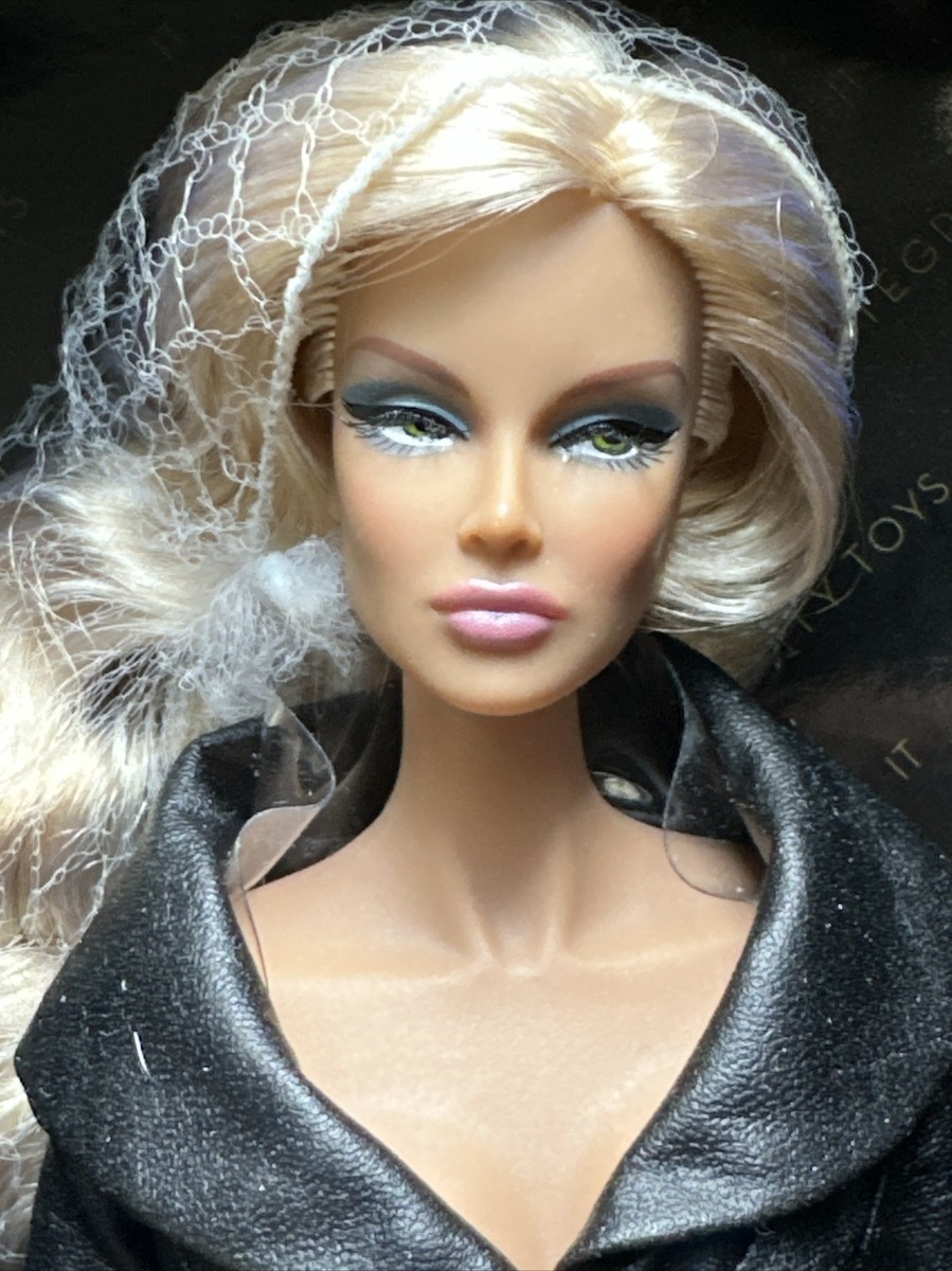 Dania Zarr★Doll★ Fashion ty s-l1200.jpg
