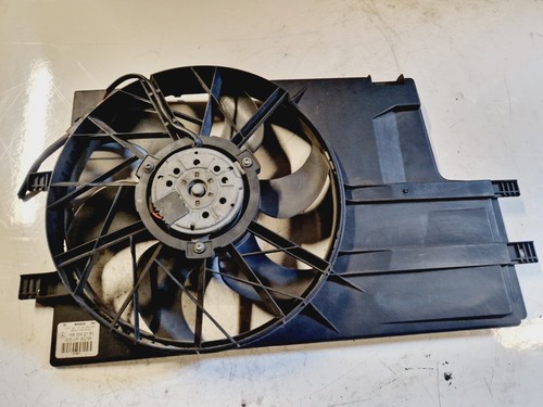 15* Mercedes W168 A-Klasse Lüfter Motor Kühlerlüfter Gebläse Klima A1685000193