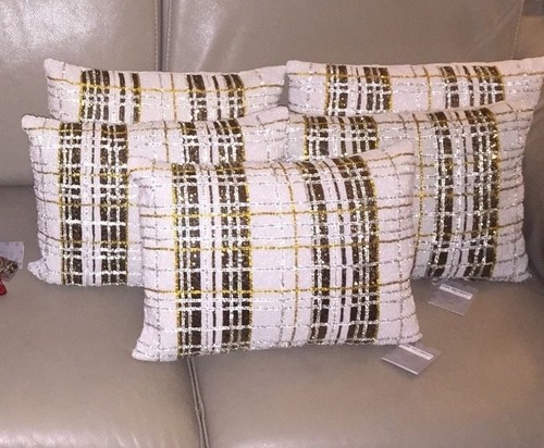 NWT Kim Seybert Neiman Marcus White Gold Plaid Beaded Luxury Throw Pillows 12x16 - Picture 9 of 11