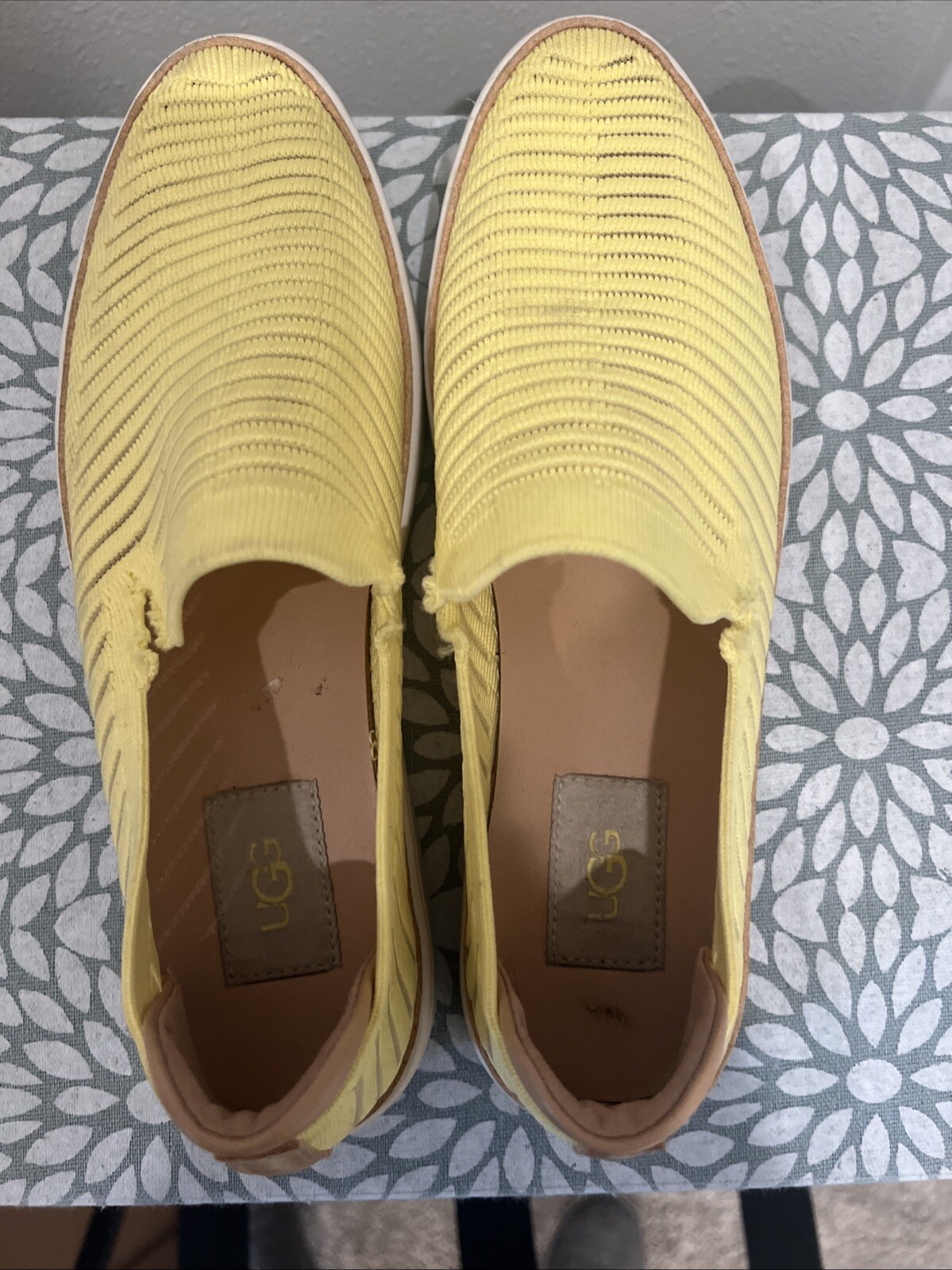 Ugg  Sammy Breeze Women’s Slip Ons Size 8 (US)