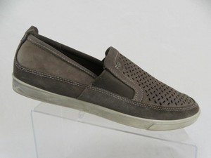 ecco perforated