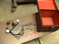 Econ-O Accro Dresser Radius and Tangent Dresser with Case