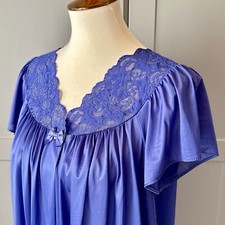 VTG Shadowline Womens Med Purple Nightgown Floral Lace Neckline Midi Babydoll