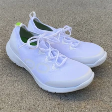 OOFOS OOmg Sport LS Low Recovery Shoes  Lace Up White Womens 9