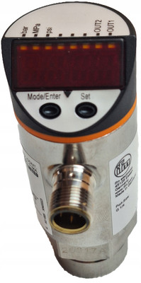 IFM PN7002 Digital Pressure Sensor, 0-100 bar, G 1/4'' Thread, IP67, IO-Link