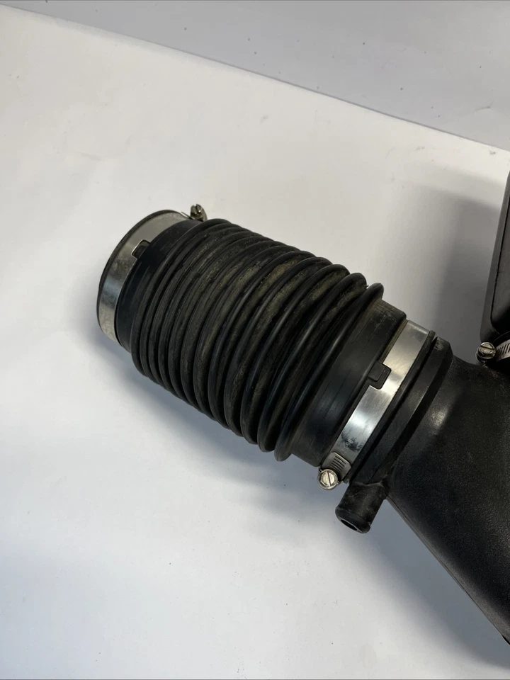 1995-1998 Chevy Silverado 5.7L V8 Vortec caixa de ar ressonador de entrada Tahoe mangueira OEM - Imagem 3 de 4