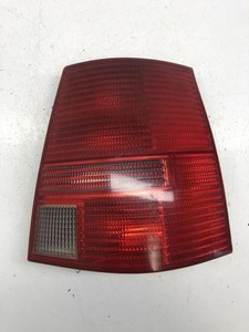 Volkswagen Golf IV 2000 Rechts Rückleuchte Heckleuchte 1J9945258A DRA48825