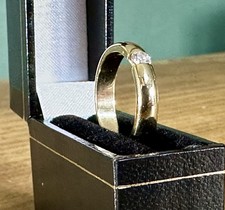 9ct Yellow Gold Stone Set Cubic Zirconia Wedding Band Ring