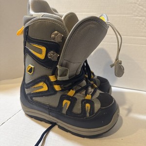 Burton Youth Snowboard Boots | eBay display picture 3