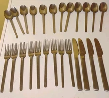 American Airlines Silverware  25 Pcs 9 Forks 12 Spoons 4 Knifes