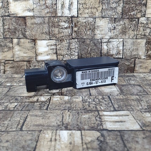 Mazda 6 Kombi GG/GY Bj.05 GJ6A-57-K1X Airbag Steuergerät Unfallsensor Sensor