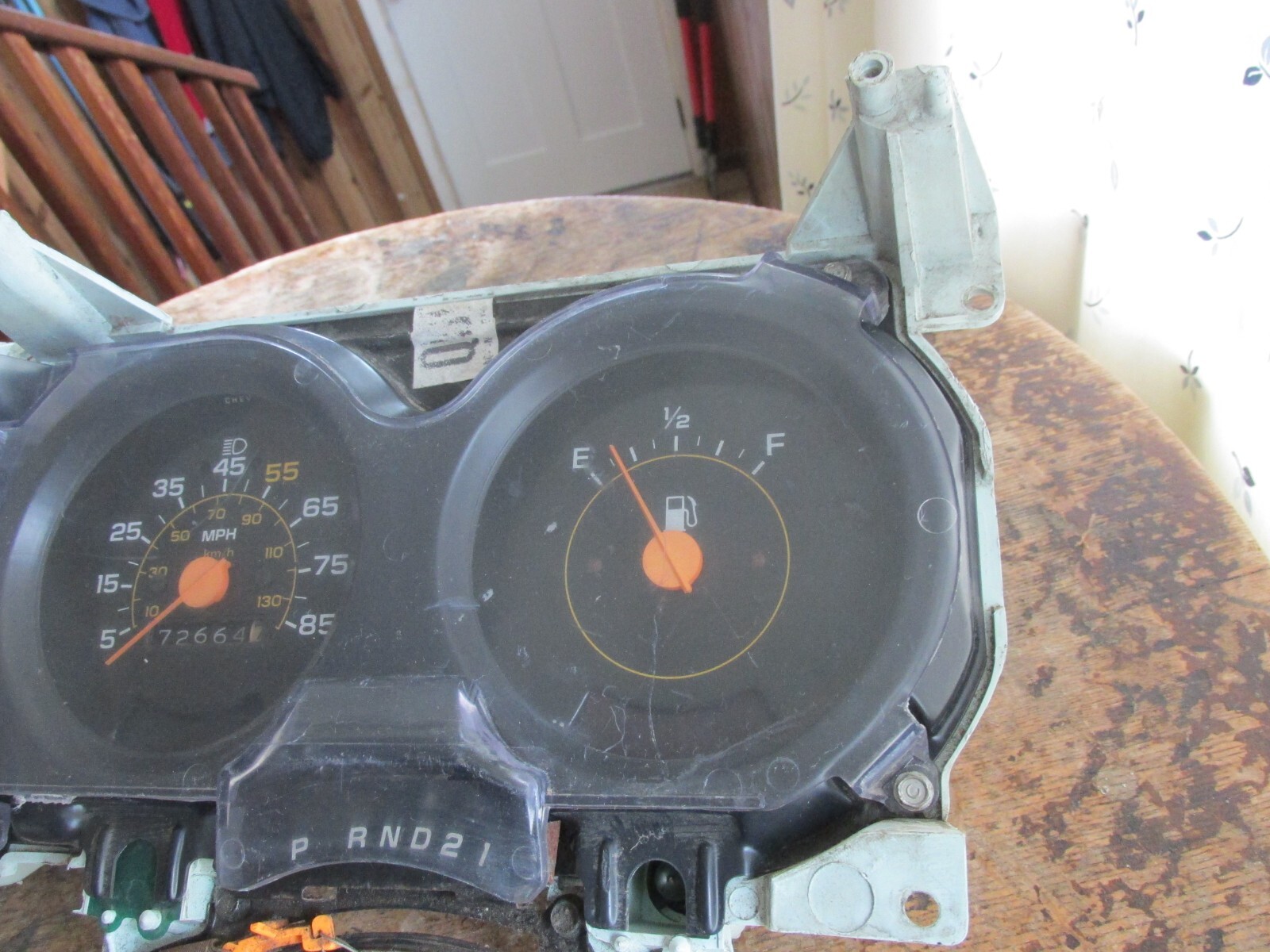 ORIGINAL SPEEDOMETER GAUGE ASSEMBLY FOR A 1979 1987 CHEVROLET PICKUP