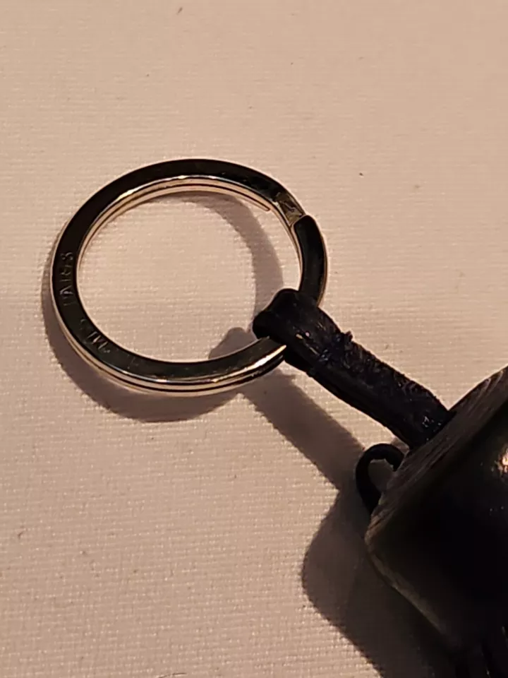 Usado Hermes Carmen Uno - Dos Llavero Eléctrico Azul Oscuro Envío Gratis Foto 3 de 4