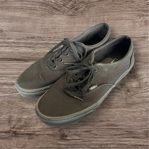 Sneakers Vans Off The Wall nere da donna taglia 9 5