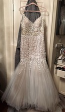 Christina Wu Bridal Wedding Dress Gown Mermaid Fit Flare Size 12 NWT Beautiful 