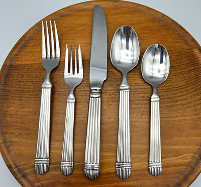 Wallace ESPRIT Chardonnay Stainless Flatware 18/8 Your Choice Fork Spoon Knives