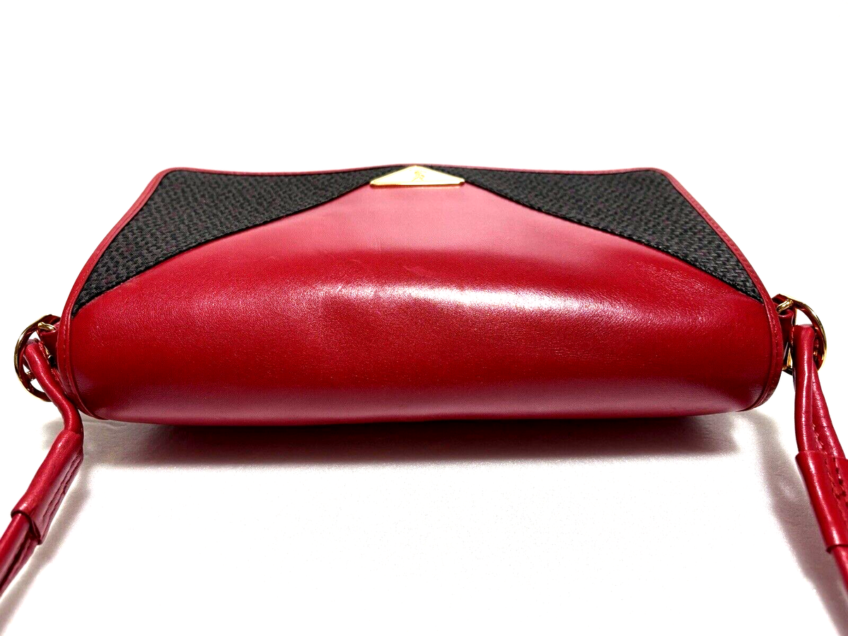 Yves Saint Laurent Shoulder Bag Red Leather Vintage YSL