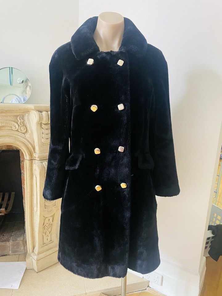 Borgazia Vintage Black Super Soft Faux Fur Coat Gold Buttons Buckle M