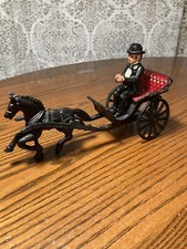 Vintage Cast Iron Horse and Carriage UNBRANDED Horse and Buggie w/Driver 8  
