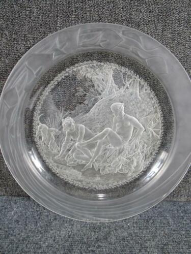 Circa 1939 ENGRAVED STEUBEN CRYSTAL GLASS PLATE by artist MARIE ...