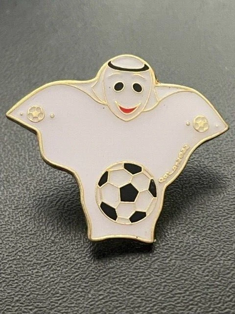 Pin's Football – Coupe Du Monde – Émail – Collection Supporteur