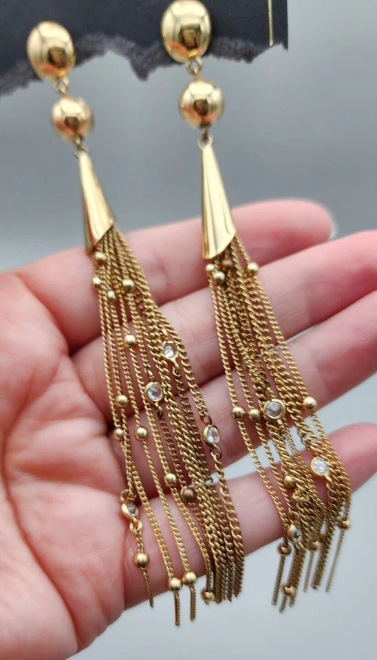 Pendientes Ettika X Caja de Estilo por Rachel Zoe Cadena Borla Larga Cristal Tono Dorado Foto 4 de 4