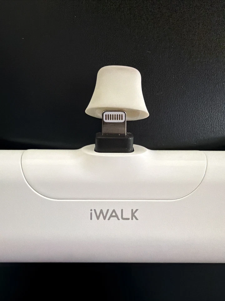 iWALK DS3350L 3350mAh Portable Charger - White - Image 3 of 4