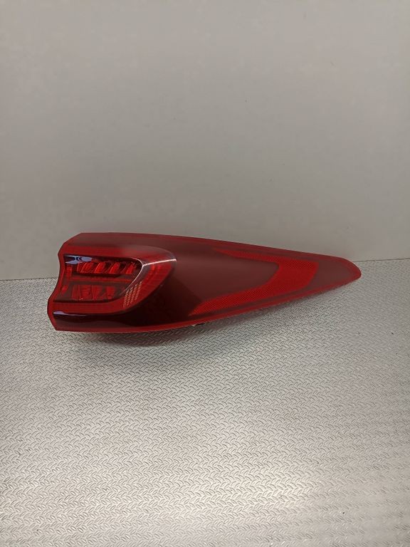 Foto 1 di 7