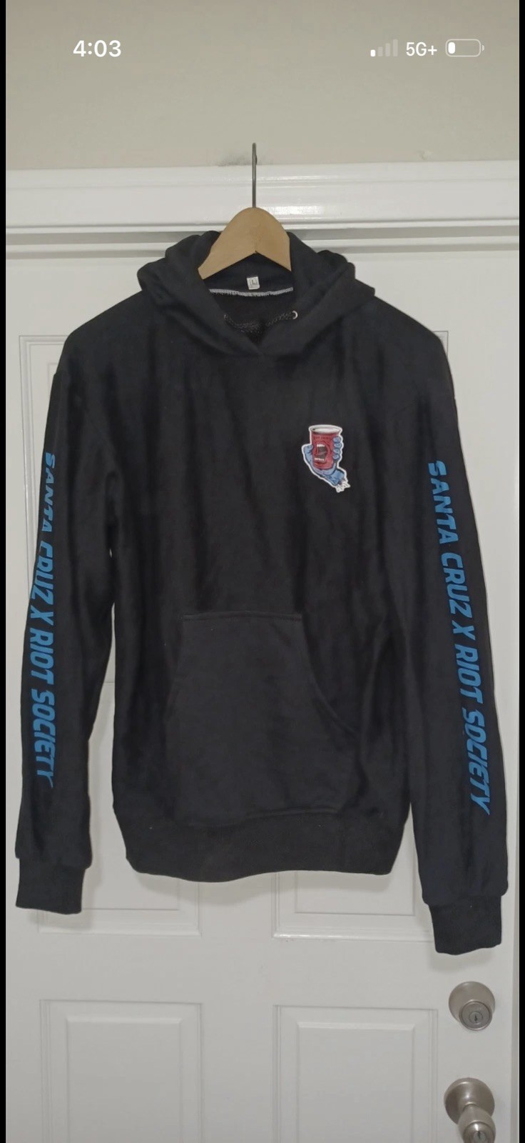 Riot Society x Santa Cruz Hoodie Sz L Black Skulls Skate Mens