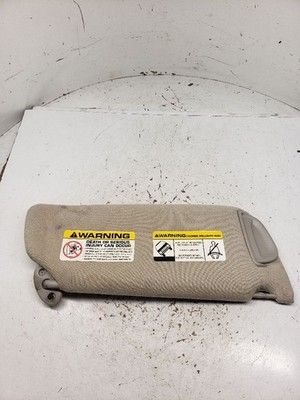 Used Left Sun Visor fits: 2002 Jeep Grand cherokee w/o illumination mirror Left