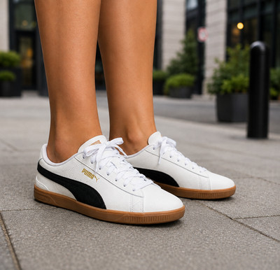 PUMA Vikky V3 Women s Sneakers White Black Gold Gum Sole 405498-01 Size 7.5