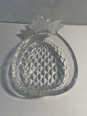 Crystal Pineapple With Frosted Glass Leaf Handle