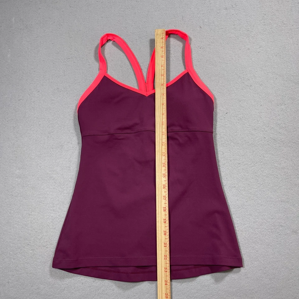 Camiseta sin mangas Alo Yoga para mujer pequeña entrenamiento borgoña entrenamiento sujetador incorporado Foto 2 de 4