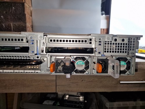 Serveur Dell PowerEdge R730 E31S 2 x Intel Xeon E5-2630 v3 @ 2,40 GHz - Photo 9/11