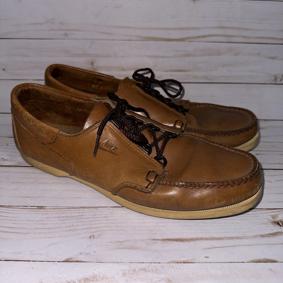 Nike boat shoes online