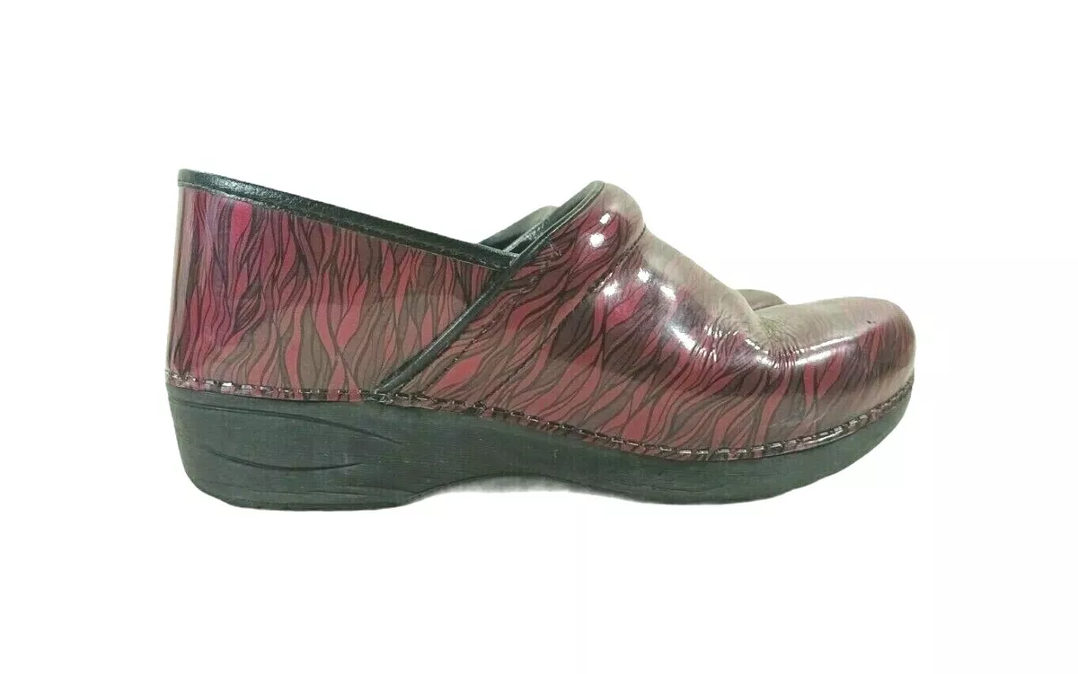 Purple dansko cheap clogs
