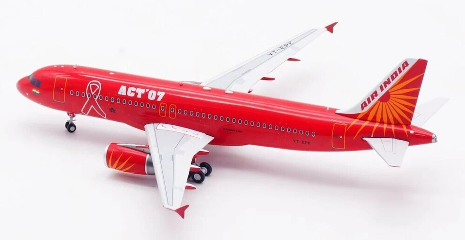 1:200 IF200 Air India (World Aids Day) Airbus A320 VT-EPK w/Stand - Image 3 of 4