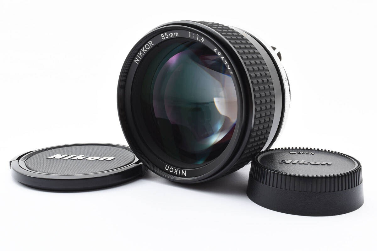 Nikon Ai NIKKOR 85mm F2 単焦点 中望遠レンズ Fマウント Nikon Ai NIKKOR 85mm F2 単焦点 中望遠レンズ Fマウント
