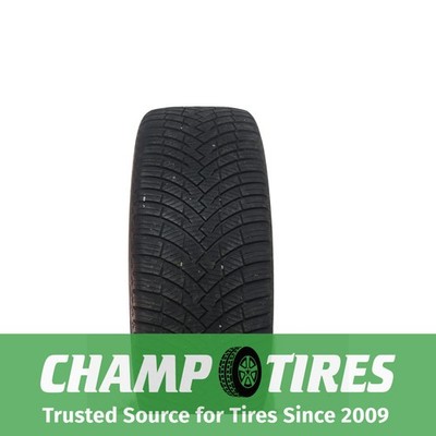 P255/45R20 Pirelli Scorpion Weatheractive 105 V Used 9/32nds
